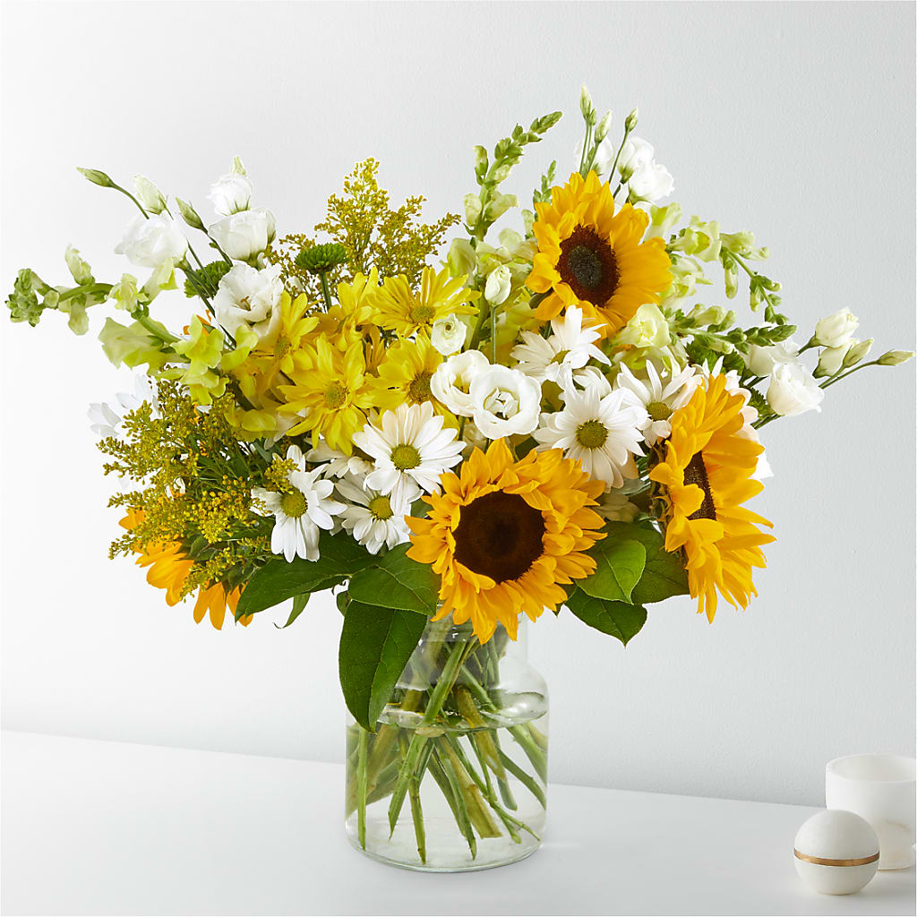 Hello Sunshine Bouquet – AARON'S FLOWERS, La Vista NE