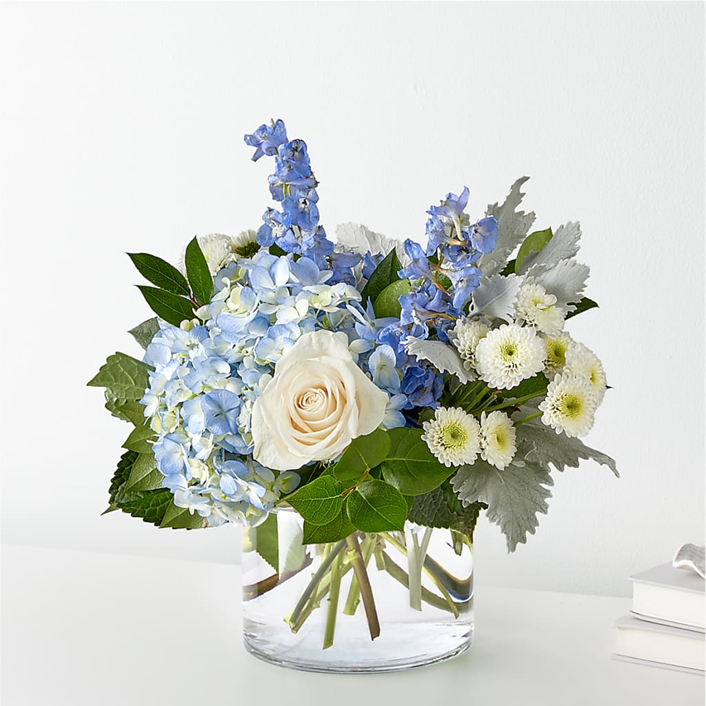 Clear Skies Bouquet – AARON'S FLOWERS, La Vista NE