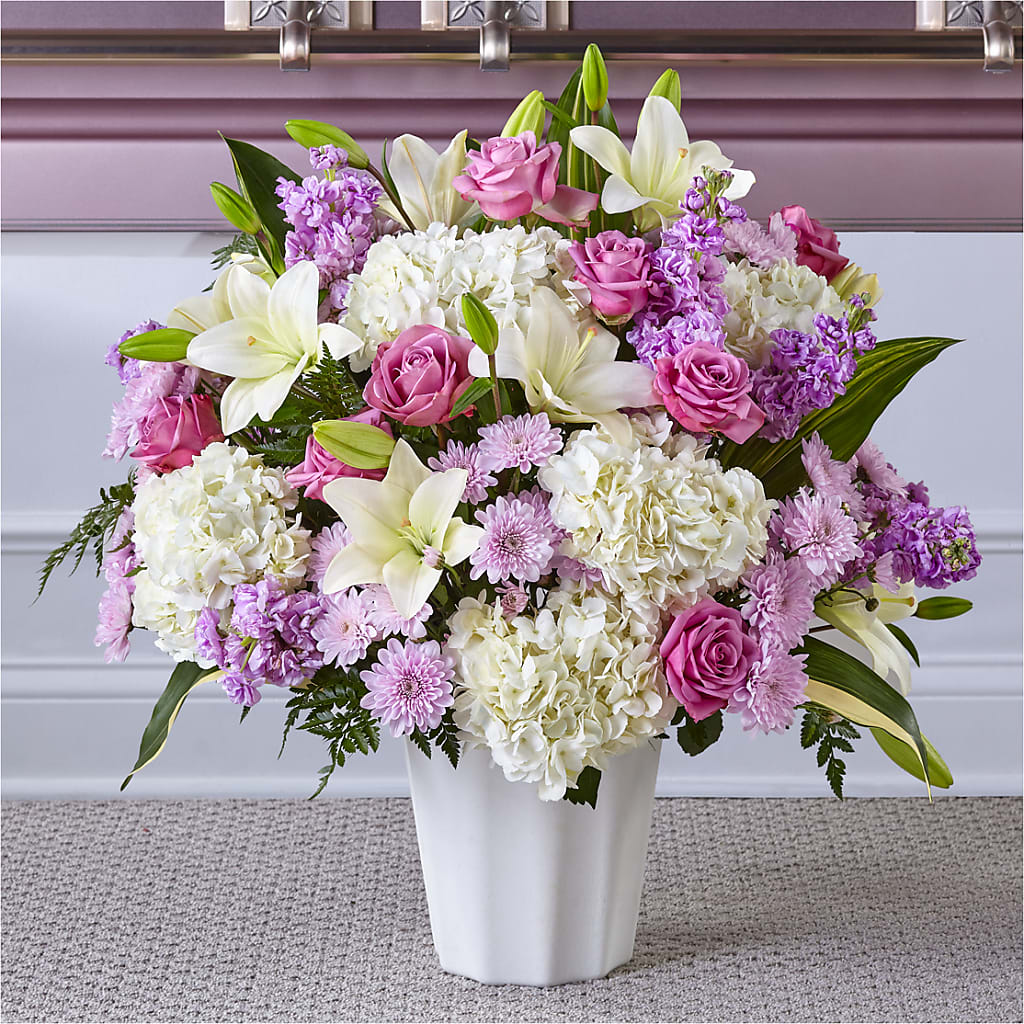 Heaven Sent Floor Basket – AARON'S FLOWERS, La Vista NE