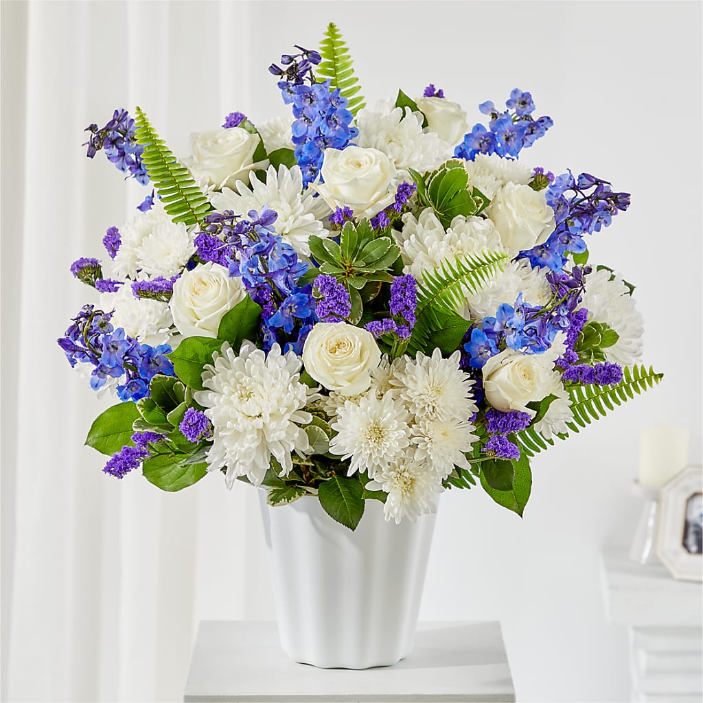 Hold Dear Tabletop Basket – AARON'S FLOWERS, La Vista NE