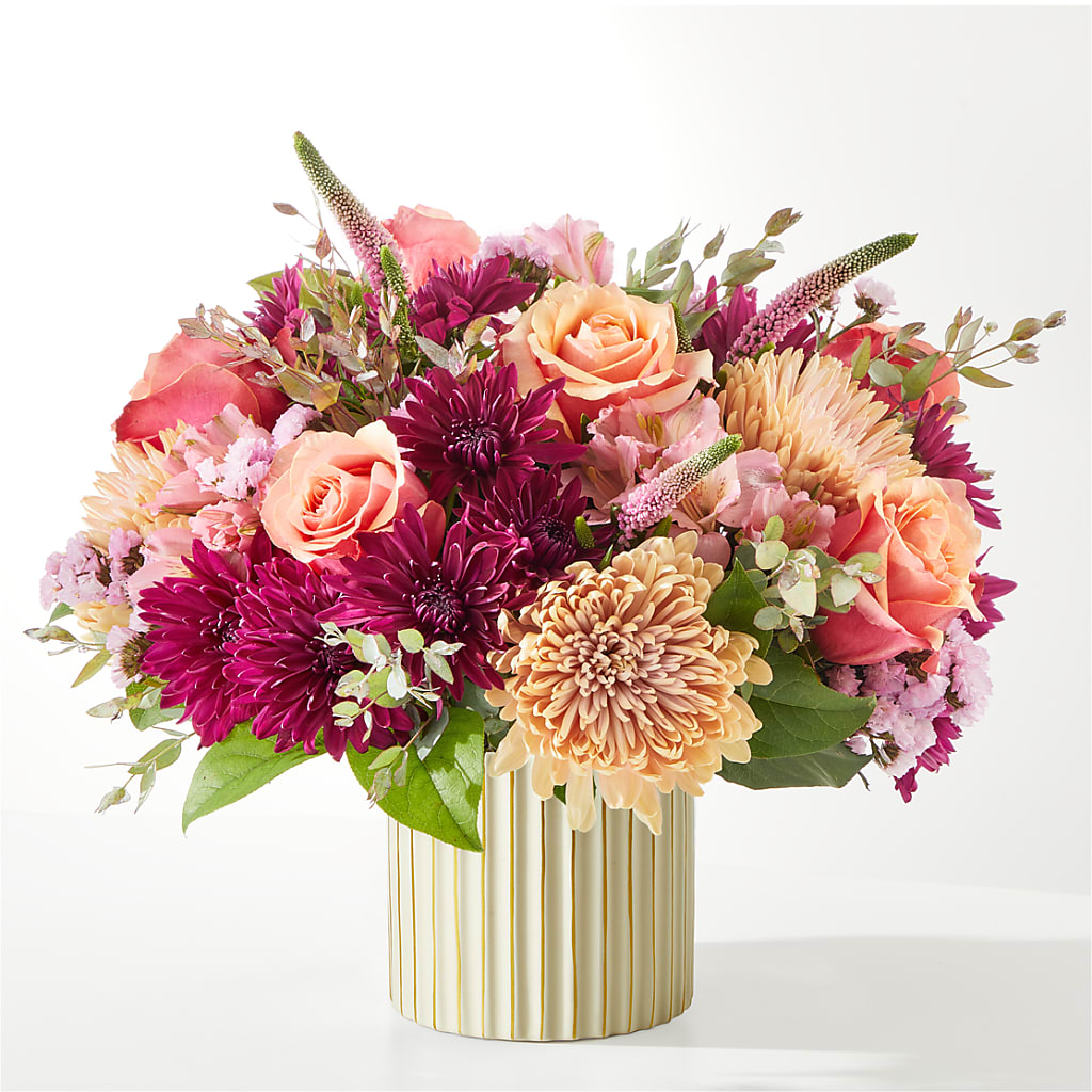 Berry Cobbler Bouquet with Ivory Vase – AARON'S FLOWERS, La Vista NE