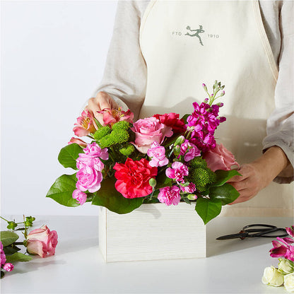 Sweetberry Box – A Florist Original – AARON'S FLOWERS, La Vista NE