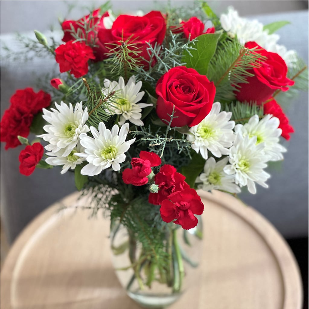 Seasonal Magic Bouquet – AARON'S FLOWERS, La Vista NE
