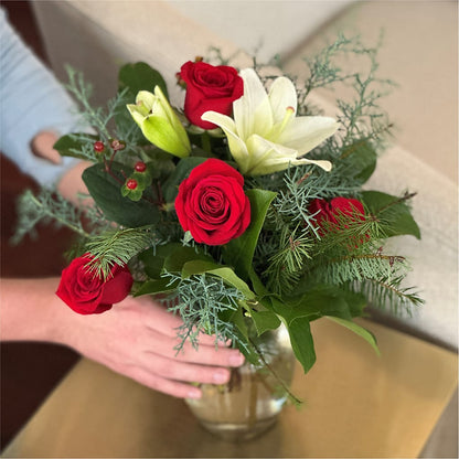 Glittering Lights Bouquet – AARON'S FLOWERS, La Vista NE