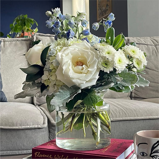 Clear Skies Bouquet – AARON'S FLOWERS, La Vista NE