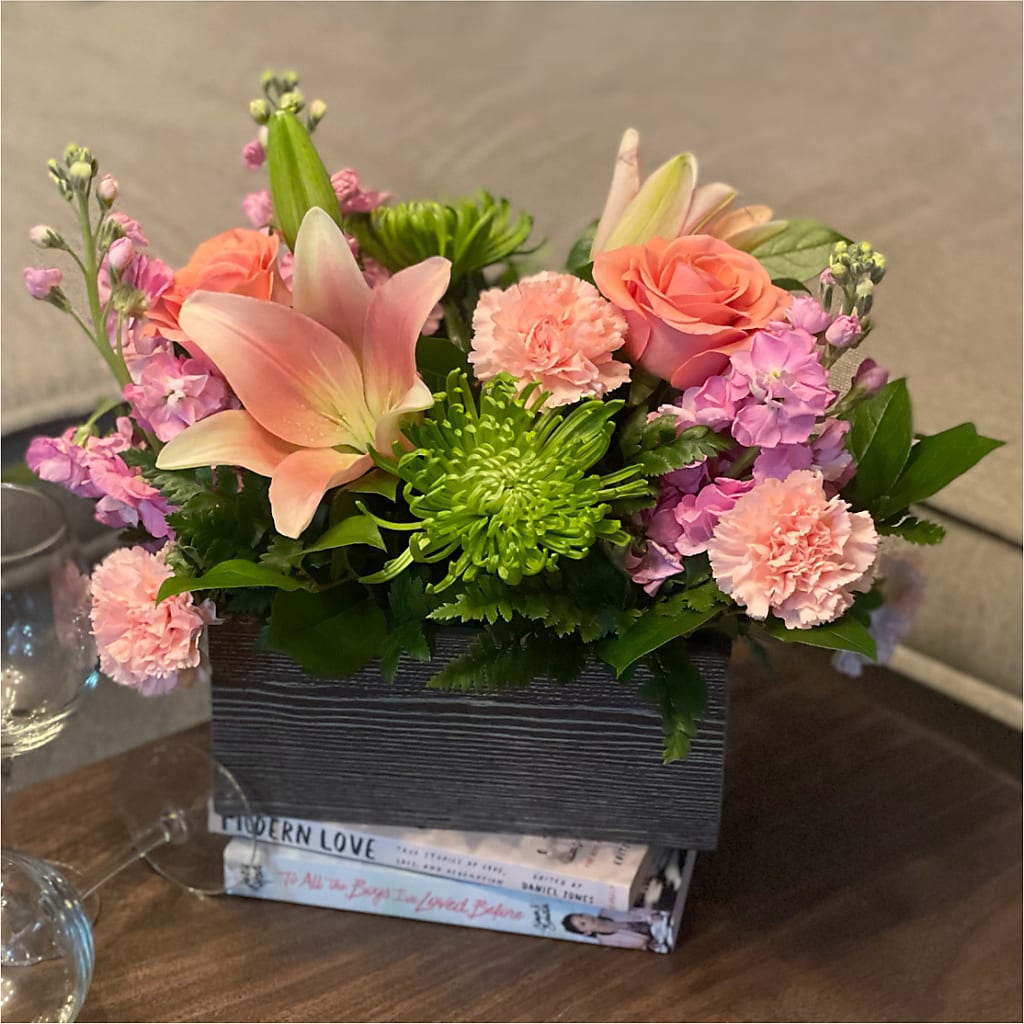 Beautiful Spirit Basket – AARON'S FLOWERS, La Vista NE
