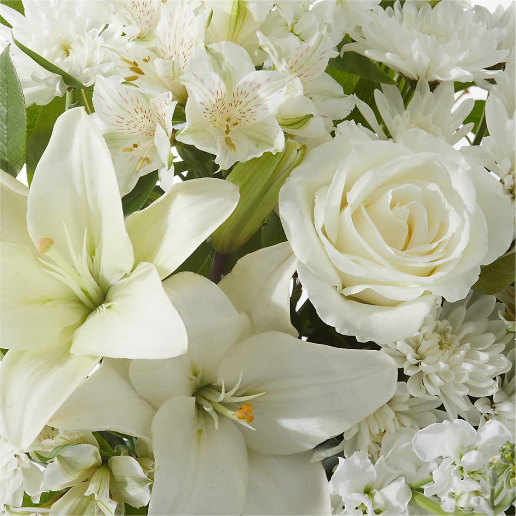 Peaceful Reflections Arrangement – AARON'S FLOWERS, La Vista NE