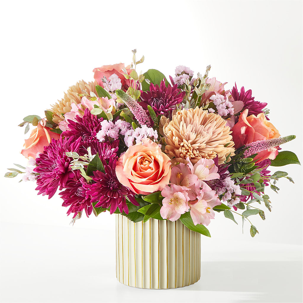 Berry Cobbler Bouquet with Ivory Vase – AARON'S FLOWERS, La Vista NE