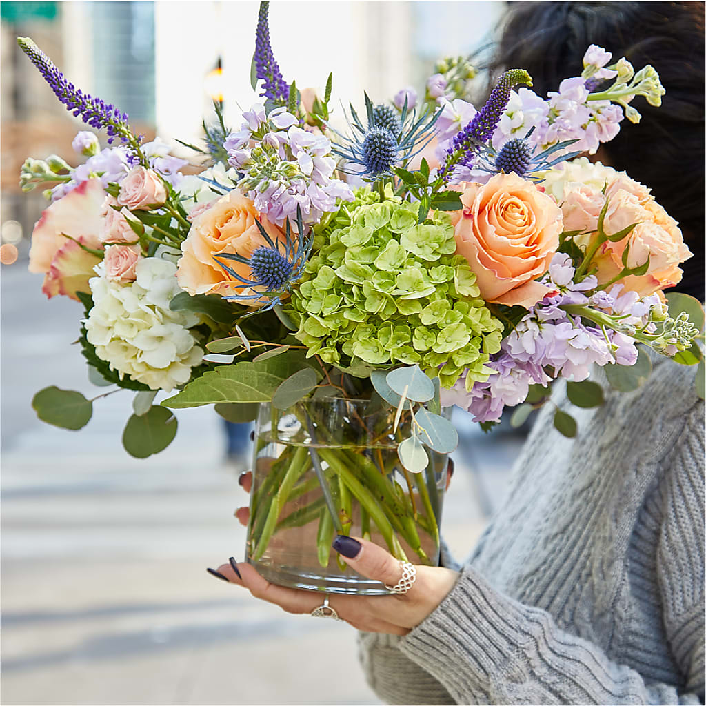 Porch Swing Bouquet – AARON'S FLOWERS, La Vista NE